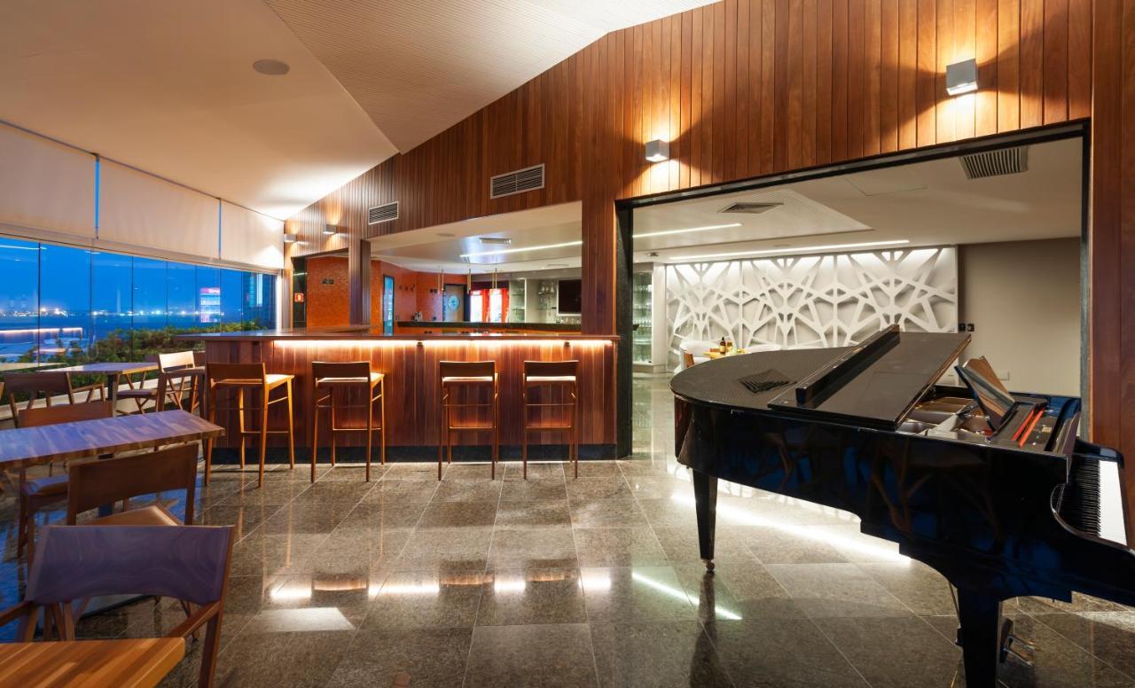 Hotel Senac Ilha Do Boi Vitória Eksteriør bilde The lounge at the airport