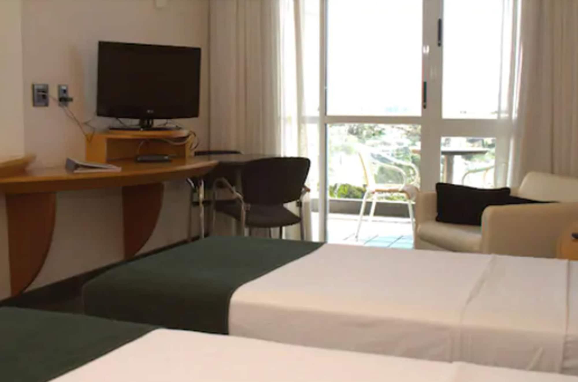 Hotel Senac Ilha Do Boi Vitória Eksteriør bilde A room at the hotel