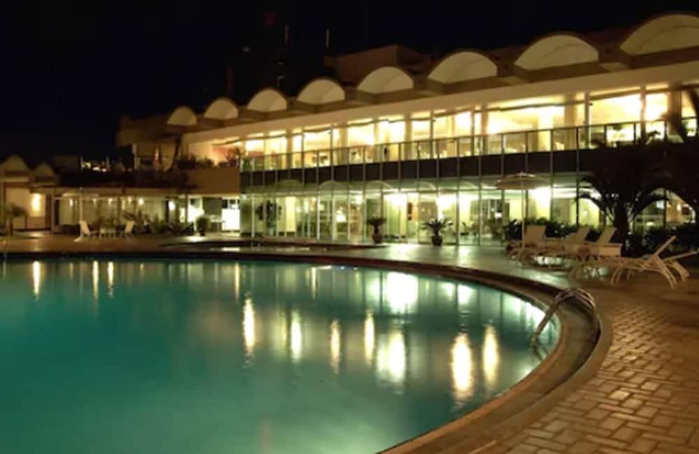 Hotel Senac Ilha Do Boi Vitória Eksteriør bilde The pool at the hotel