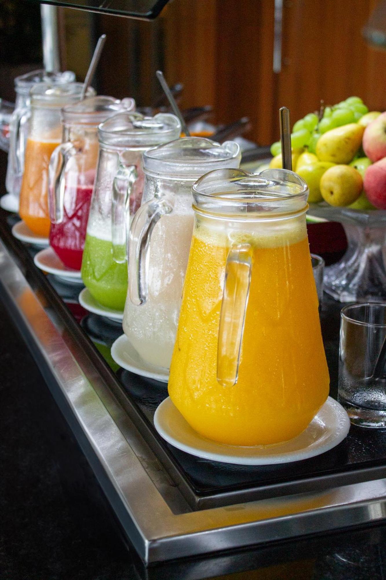 Hotel Senac Ilha Do Boi Vitória Eksteriør bilde A pitcher of orange juice