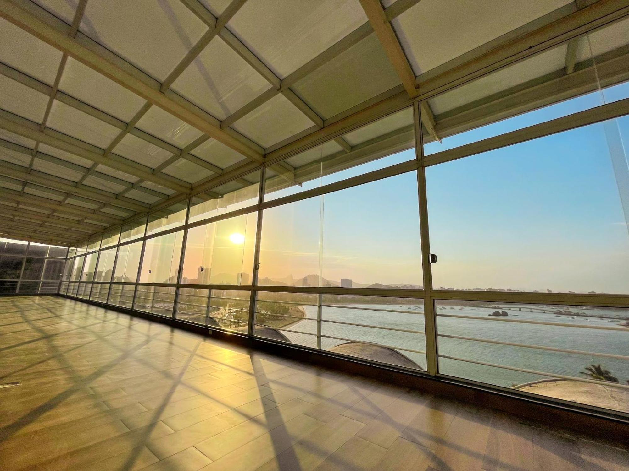 Hotel Senac Ilha Do Boi Vitória Eksteriør bilde The interior of the airport