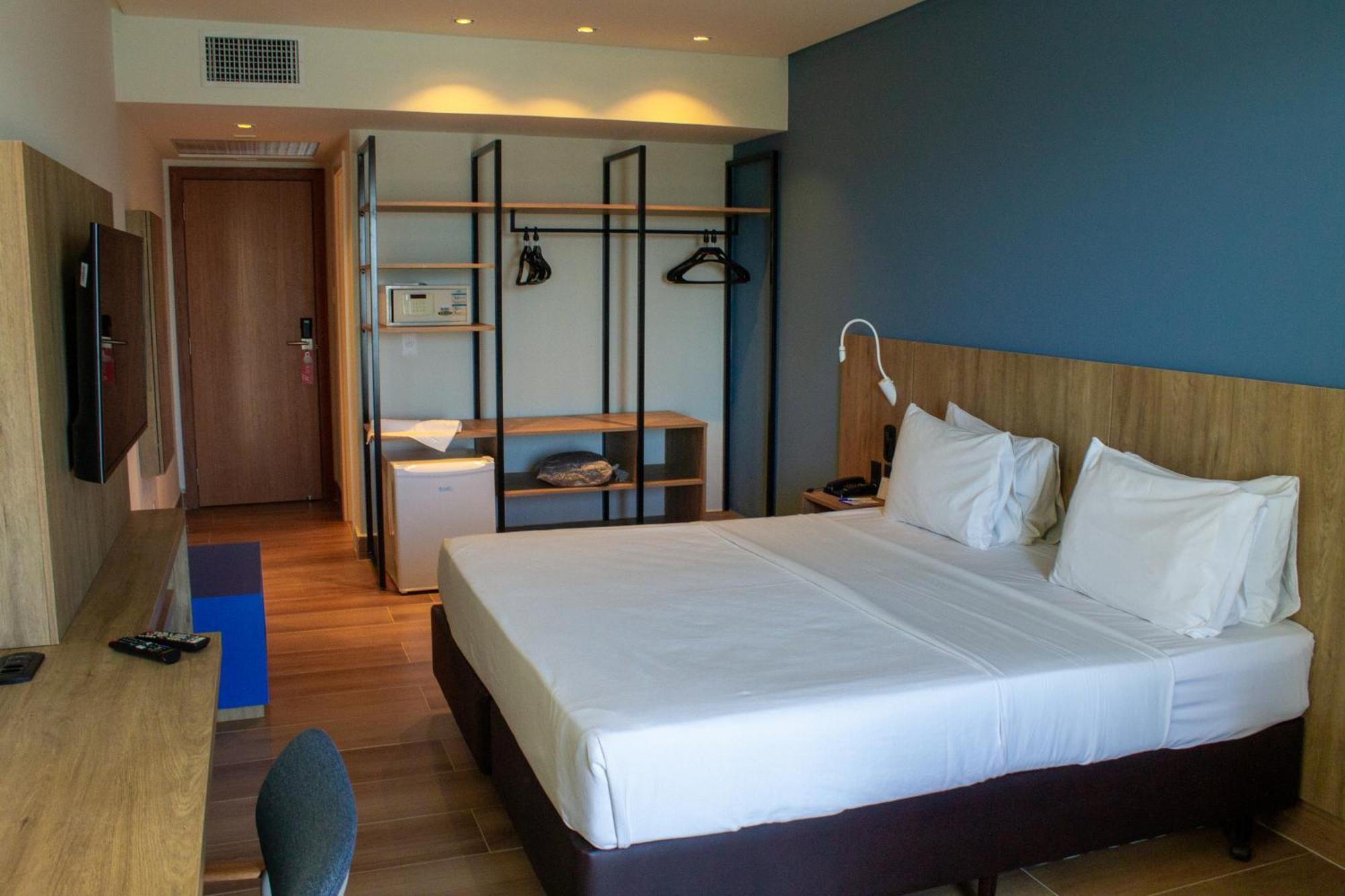 Hotel Senac Ilha Do Boi Vitória Eksteriør bilde A room at the hotel